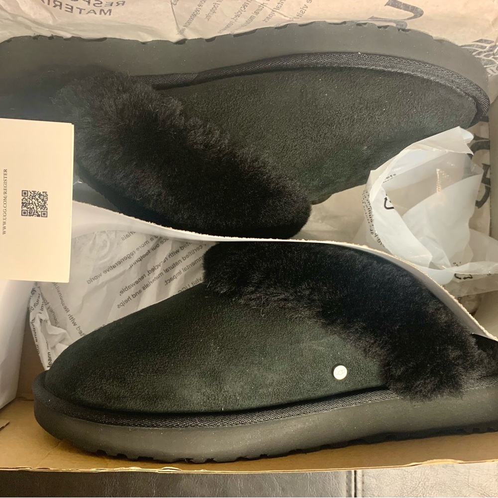 UGG Black Suede Fur-Lined Slippers Women’s 10, New in Box